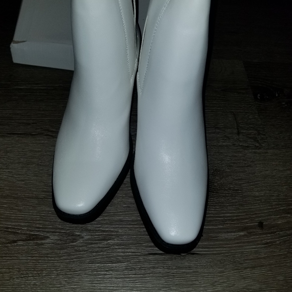 Truffle brand White Ankle Boots - Picture 3 of 4